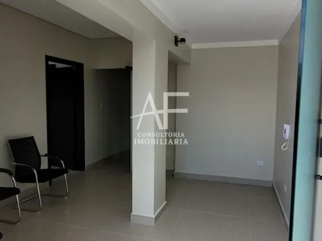 Sala com 6m², para alugar, no bairro São Benedito em Pindamonhangaba