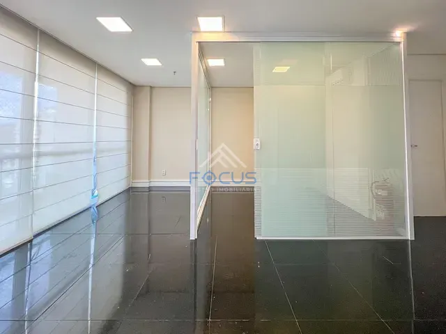 Sala com 95m², à venda, no bairro Anhangabaú em Jundiaí