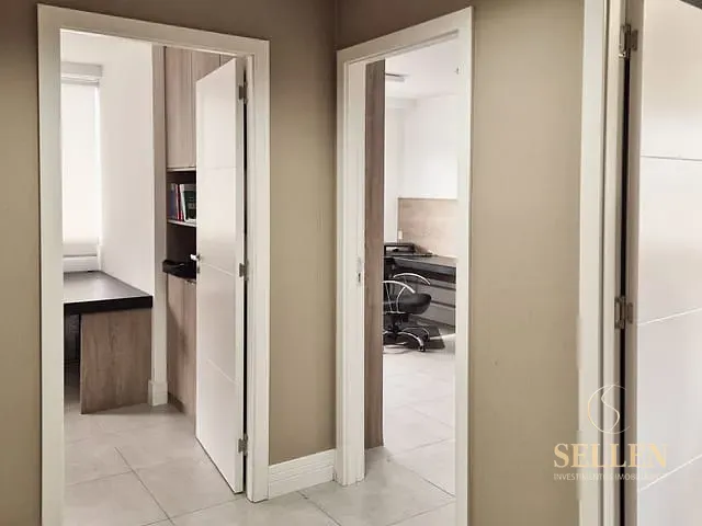 Sala com 254m², à venda, no bairro Menino Deus em Porto Alegre