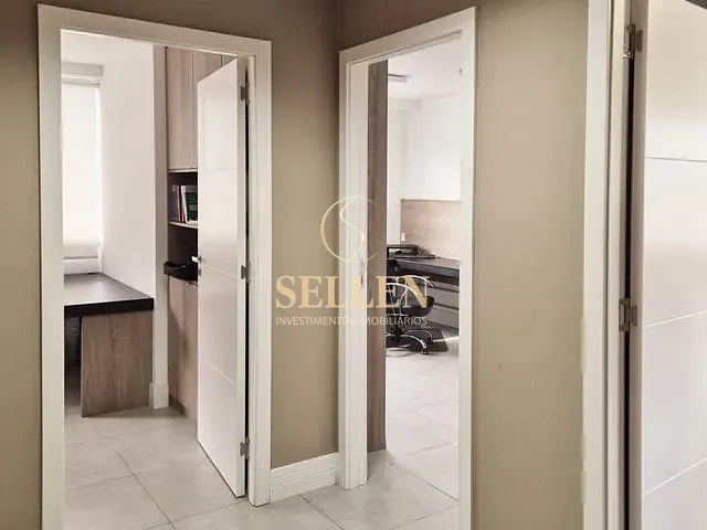 Sala com 254m², à venda, no bairro Menino Deus em Porto Alegre