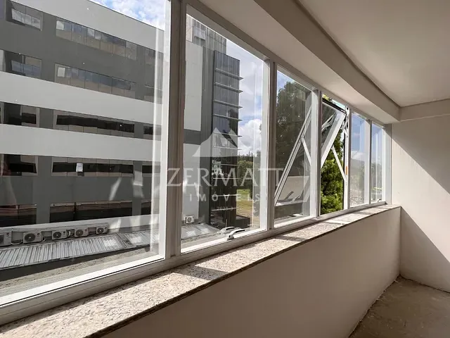 Sala com 343m², à venda, no bairro Centro (Blumenau) em Blumenau