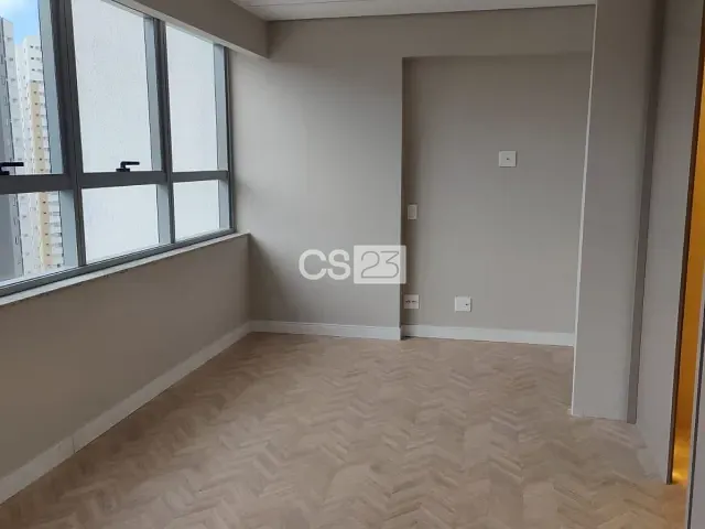Sala com 165m², para alugar, no bairro Bela Suiça em Londrina