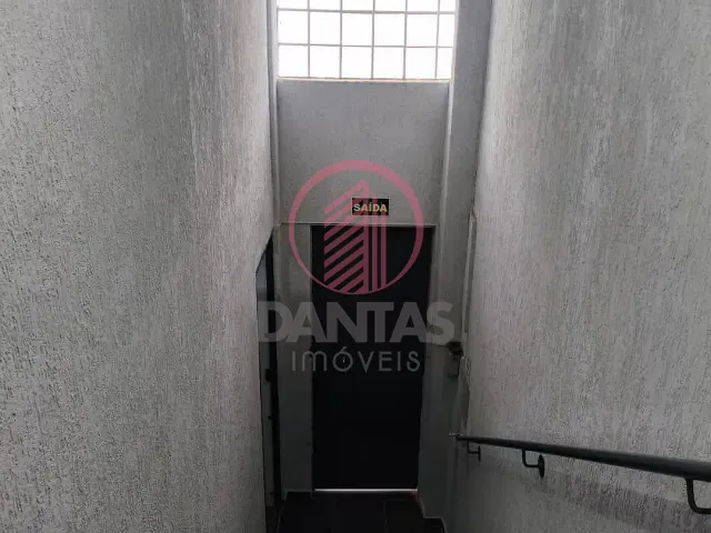 Sala com 28m², para alugar, no bairro Bussocaba em Osasco