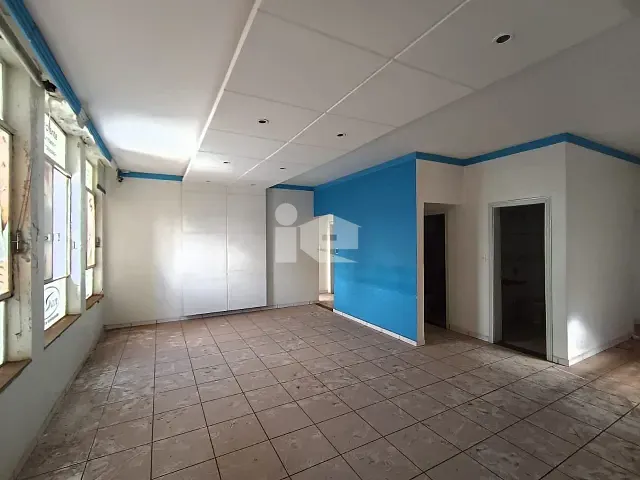Sala para alugar, no bairro Centro em Rolândia