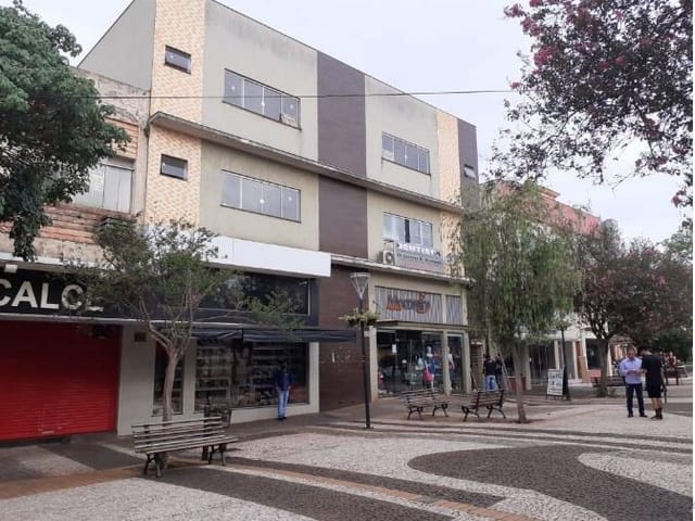 Sala para alugar, no bairro Centro em Cambé