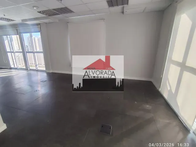 Sala com 75m², para alugar, no bairro Vila Leopoldina em São Paulo