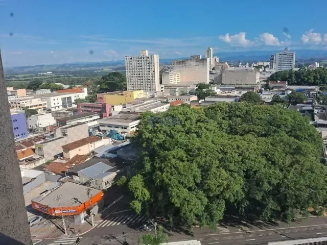 Sala à venda ou para alugar, no bairro Centro em São José dos Campos