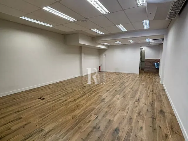 Sala para alugar, no bairro Centro em Tijucas