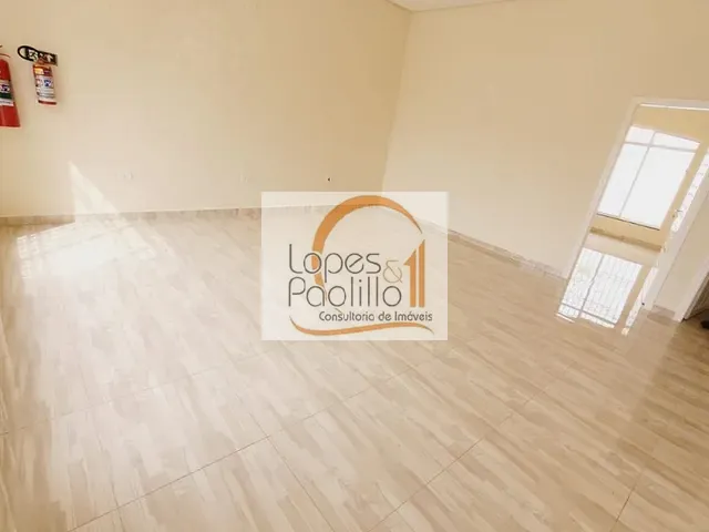 Sala com 520m², para alugar, no bairro Centro em Atibaia