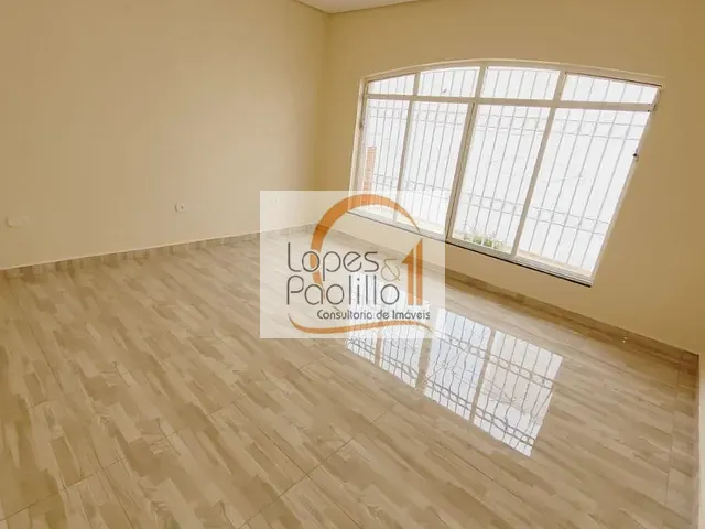 Sala com 520m², para alugar, no bairro Centro em Atibaia