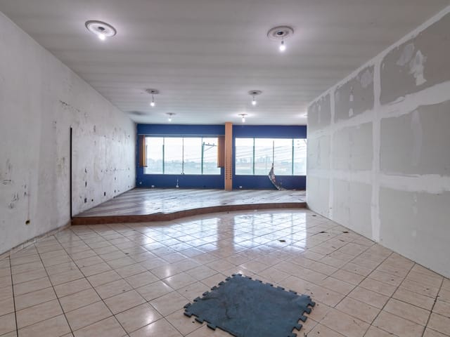 Sala para alugar, no bairro Parque São Lucas em São Paulo