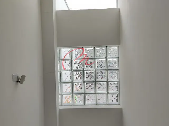 Sala com 24m², para alugar, no bairro Jardim Esmeralda em São Paulo