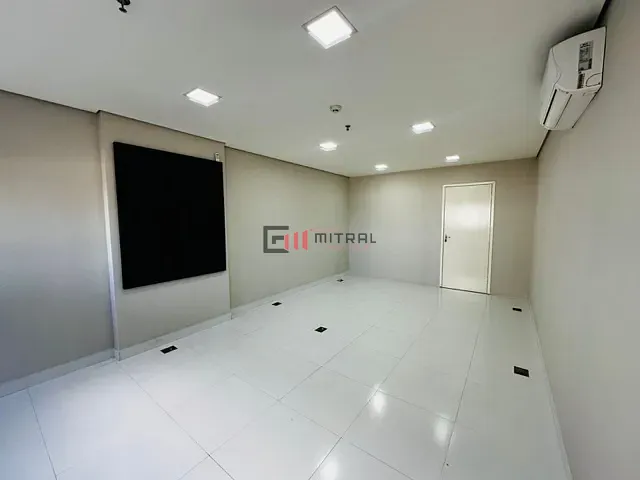 Sala para alugar, no bairro Gleba Fazenda Palhano em Londrina