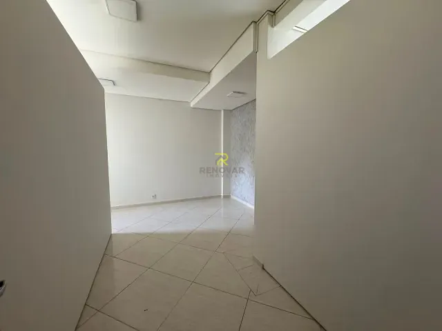 Sala com 150m², para alugar, no bairro Centro em Guarapuava