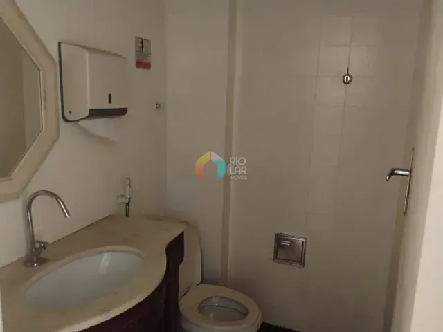 Sala à venda, no bairro Centro em Rio de Janeiro