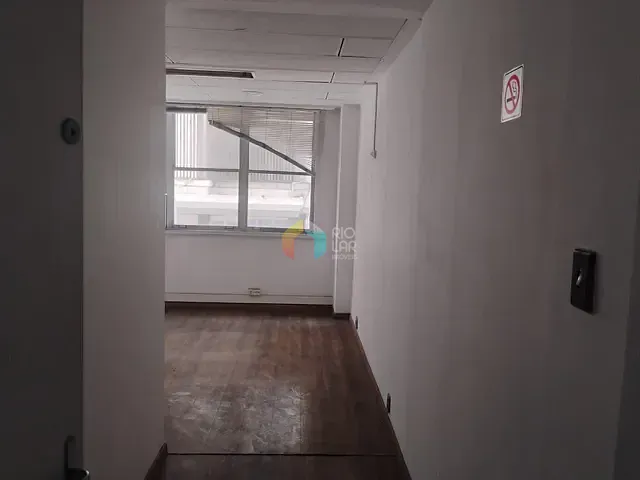 Sala à venda, no bairro Centro em Rio de Janeiro
