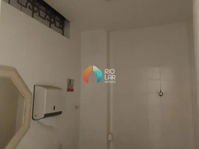 Sala à venda, no bairro Centro em Rio de Janeiro