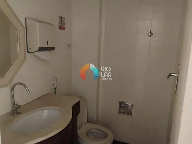 Sala à venda, no bairro Centro em Rio de Janeiro