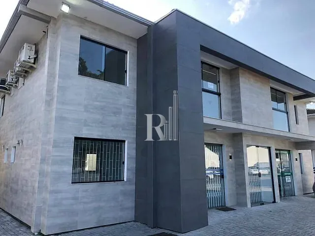 Sala para alugar, no bairro Centro em Tijucas