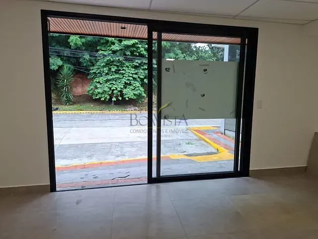 Loja para alugar, no bairro Jardim do Lago em Bragança Paulista