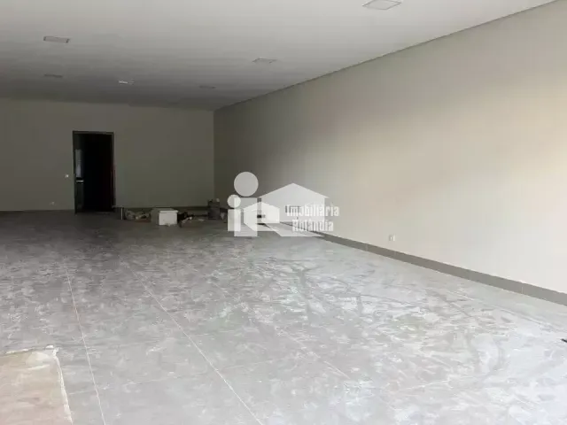 Sala para alugar, no bairro Centro em Rolândia