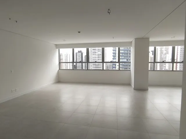 Sala para alugar, no bairro Bela Suiça em Londrina