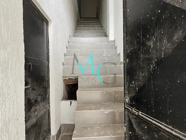 Sala com 36m², para alugar, no bairro Vigário Geral em Rio de Janeiro