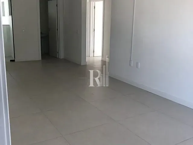 Sala para alugar, no bairro Centro em Tijucas