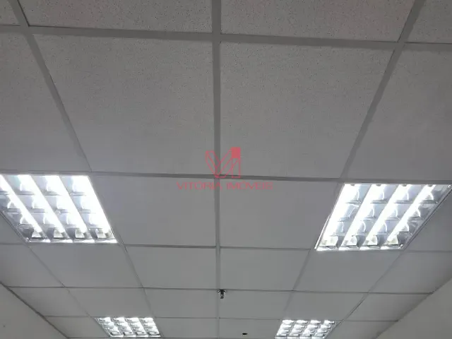 Sala para alugar, no bairro Enseada do Suá em Vitória