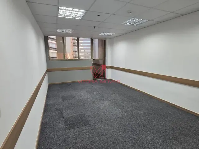Sala para alugar, no bairro Enseada do Suá em Vitória