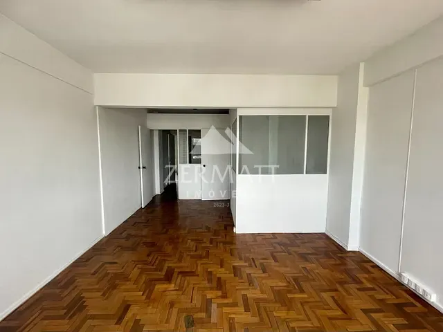 Sala com 65m², para alugar, no bairro Centro (Blumenau) em Blumenau