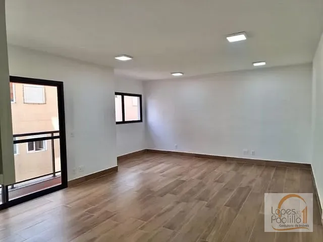 Sala à venda ou para alugar, no bairro Atibaia Jardim em Atibaia