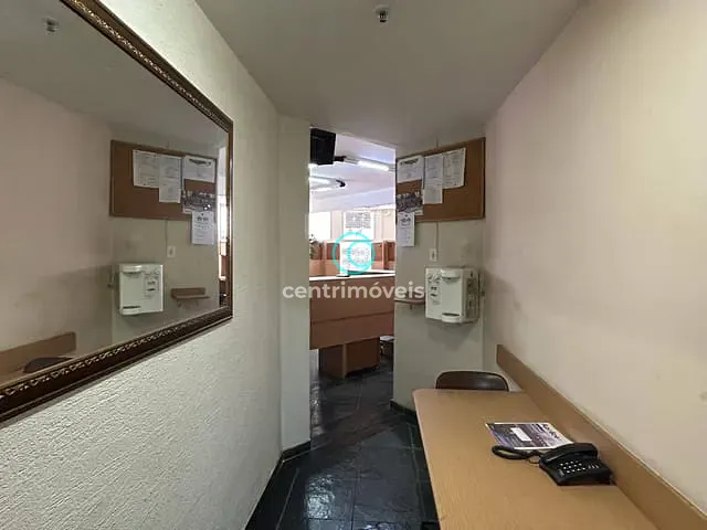 Sala à venda, no bairro Centro em Rio de Janeiro