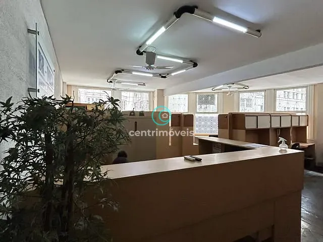 Sala à venda, no bairro Centro em Rio de Janeiro