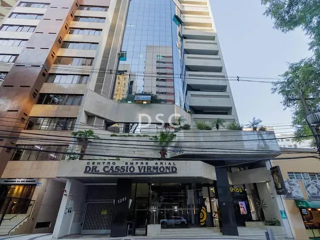 Sala com 178m², à venda, no bairro Centro em Curitiba