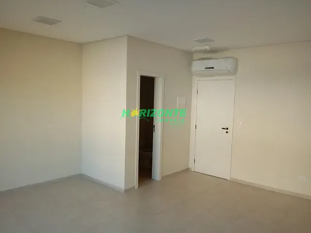 Sala com 27m², para alugar, no bairro Urbanova em São José dos Campos