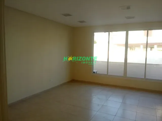Sala com 27m², para alugar, no bairro Urbanova em São José dos Campos