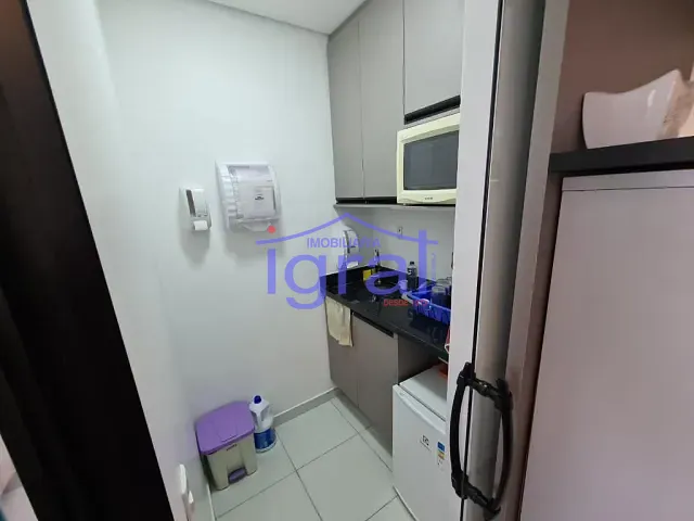 Sala à venda, no bairro Pinheiros em São Paulo