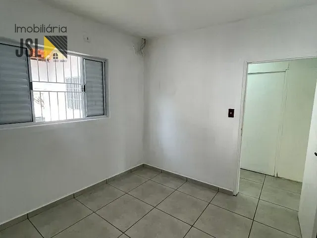 Sala com 300m², para alugar, no bairro Vila Resende em Caçapava
