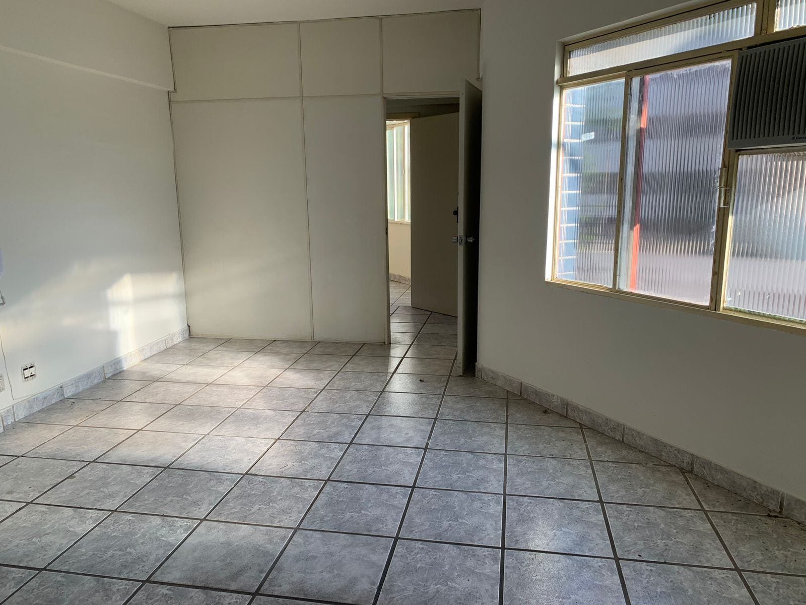 Sala para locação no bairro Ouro Preto, Belo Horizonte, MG