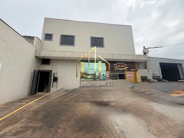 Sala com 28m², para alugar, no bairro Alvorada em Cuiabá