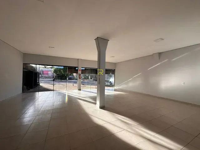 Sala com 90m², para alugar, no bairro Industrial em Guarapuava