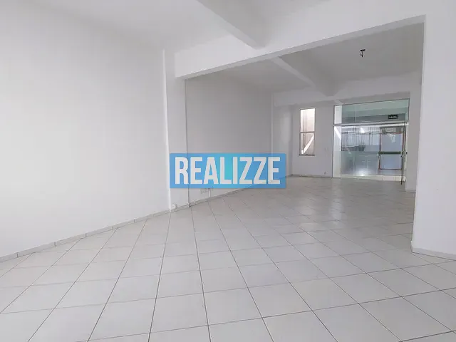 Sala para alugar, no bairro Centro em Marau