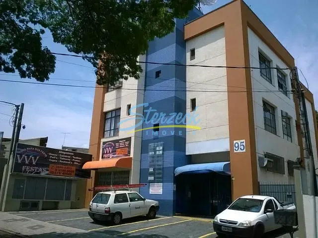 Sala com 34m², para alugar, no bairro Centro em Vinhedo