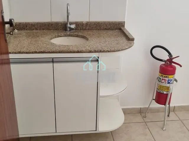 Sala para alugar, no bairro Parque Residencial Bom Conselho em Taubaté