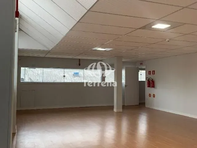 Sala para alugar, no bairro Centro em Blumenau
