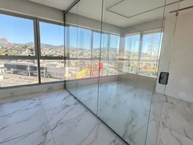 Sala à venda, no bairro Santa Luíza em Vitória