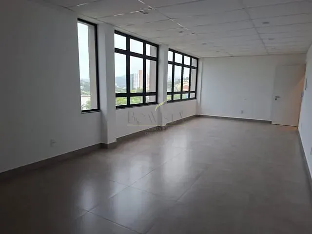 Sala para alugar, no bairro Jardim do Lago em Bragança Paulista