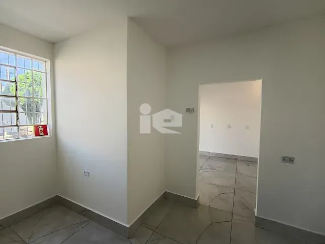 Sala para alugar, no bairro Centro em Rolândia