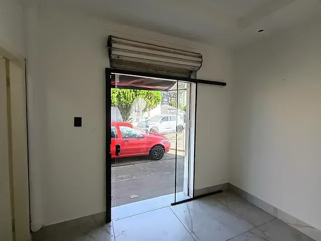 Sala para alugar, no bairro Centro em Rolândia